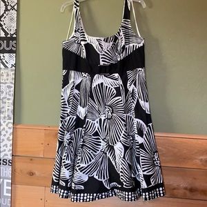 Black and white dress